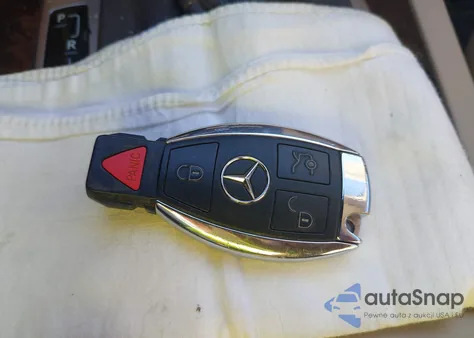 2013 Mercedes-Benz C 300 Sport 4Matic из США, поврежденный, VIN WDDGF8AB6DR281949